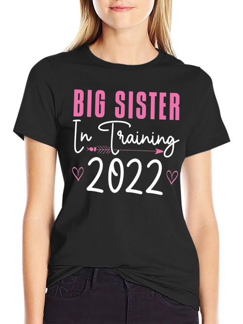 Big Sister in Training 2022 T-Shirt